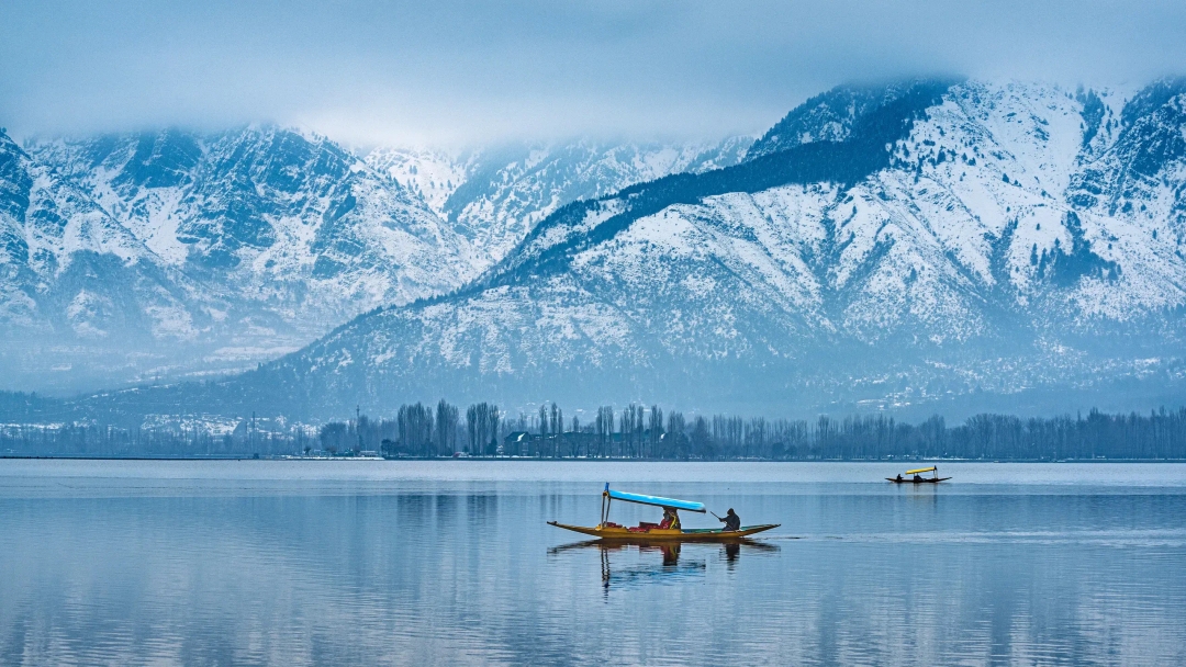 kashmir tour package from kochi, kerala